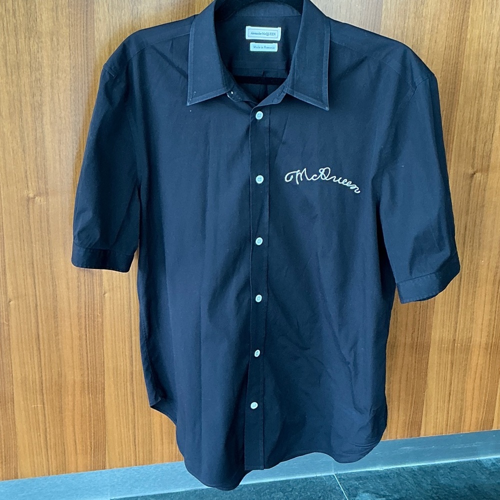 Alexander McQueen Black Short-Sleeve Button-Down Shirt with Script Logo